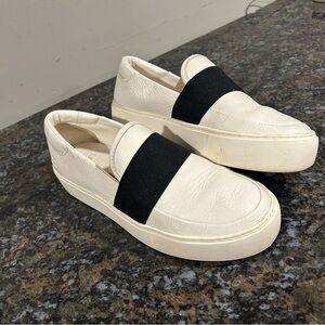 UGG Women’s Chayze Shoes White Leather Slip On Loafer Sneaker Size 7.5